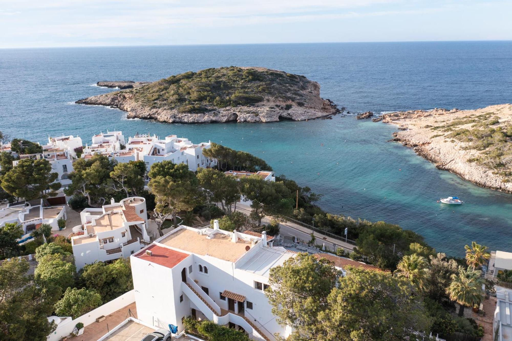 Apartmentos Nort Portinatx Bagian luar foto